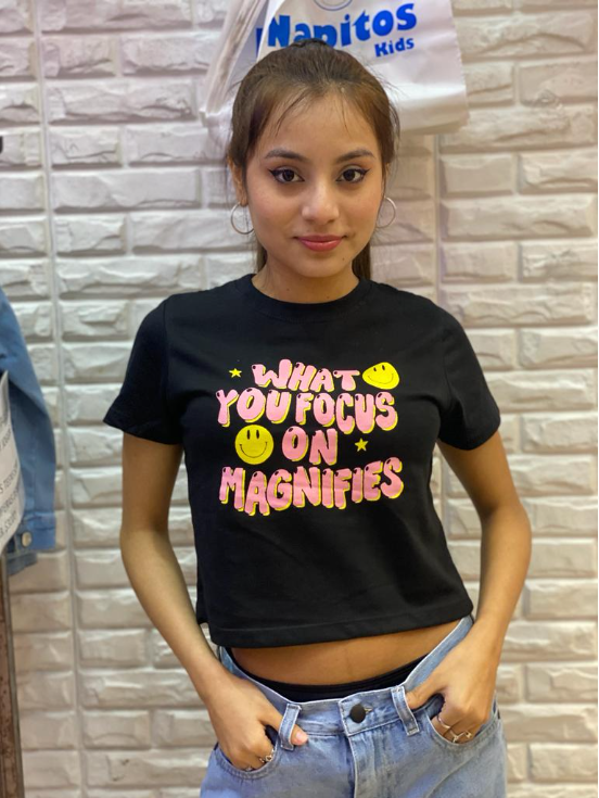Captura de pantalla 2024-12-09 171944 REMERA WHAT YOU FOCUS
