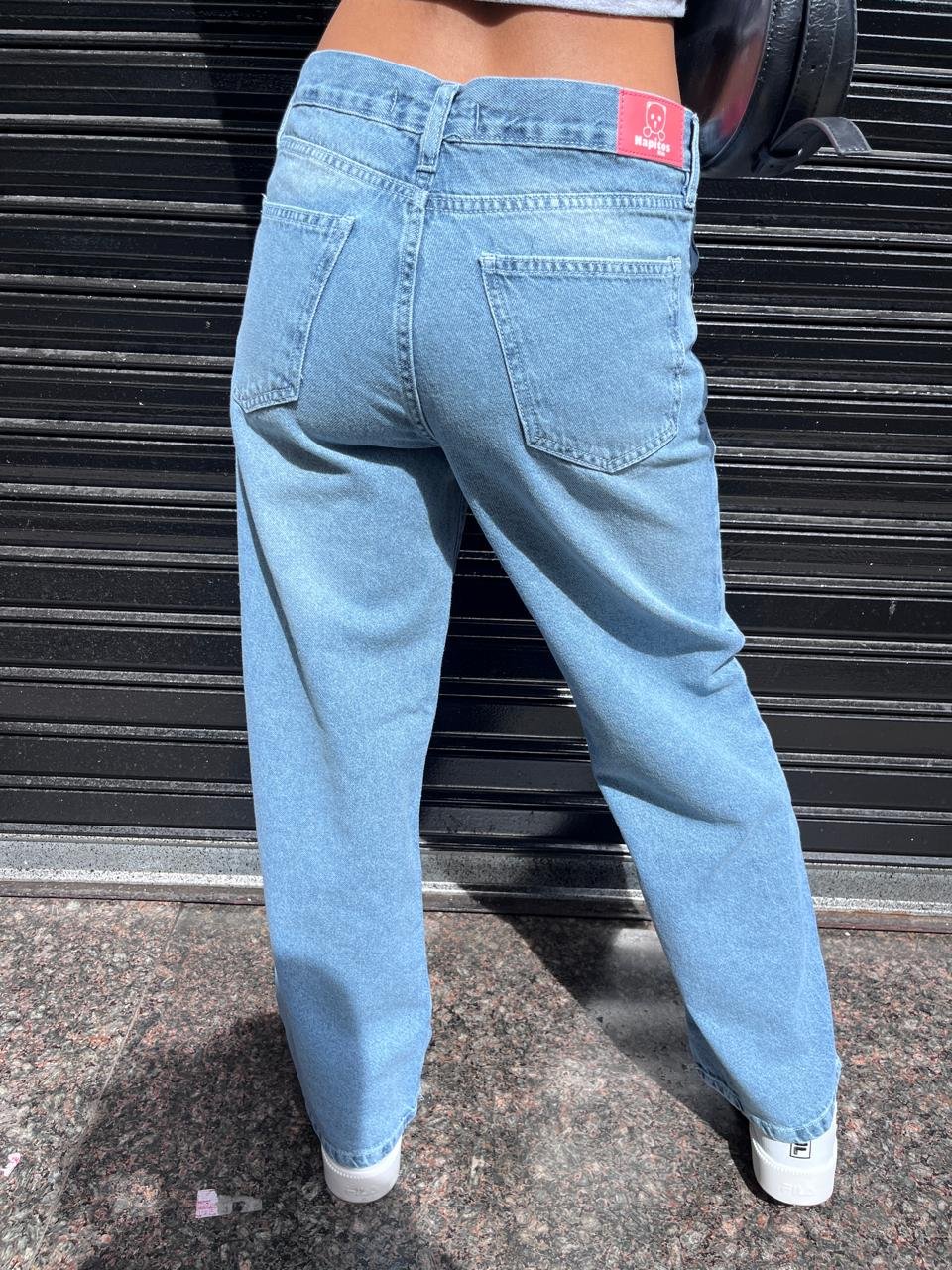 ART. CHESTER WIDE LEG
