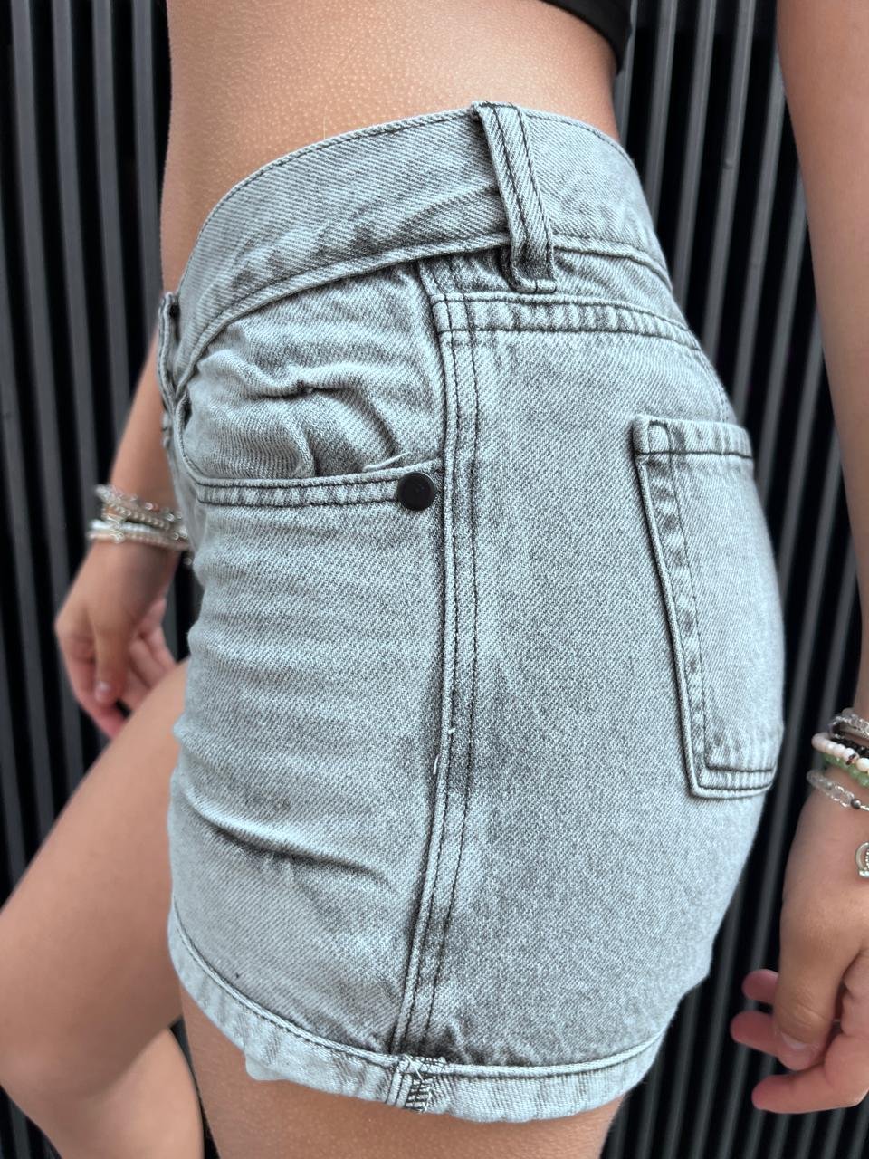 TYTA 4 ART. TITA SHORT